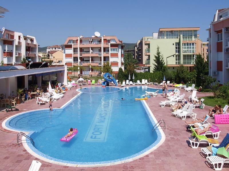 Sunny Fort Apartments Sunny Beach Exterior photo